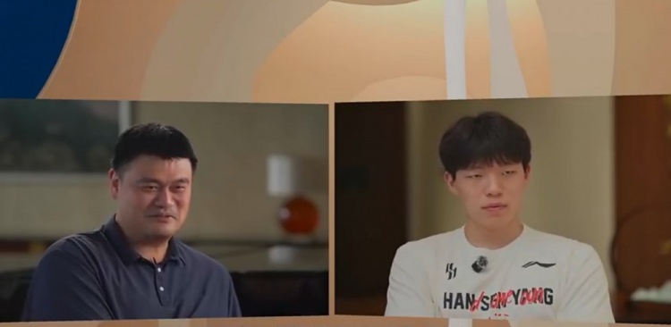 启蒙教练王颖:杨瀚森动态天赋逊于姚明大郅阿联 培养从后卫开始 启蒙教练王颖:杨瀚森动态天赋逊于姚明大郅阿联 培养从后卫开始